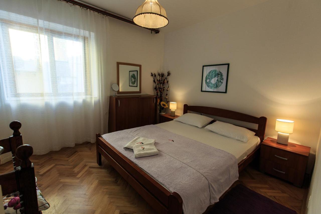 Apartment Kameliya Montesun