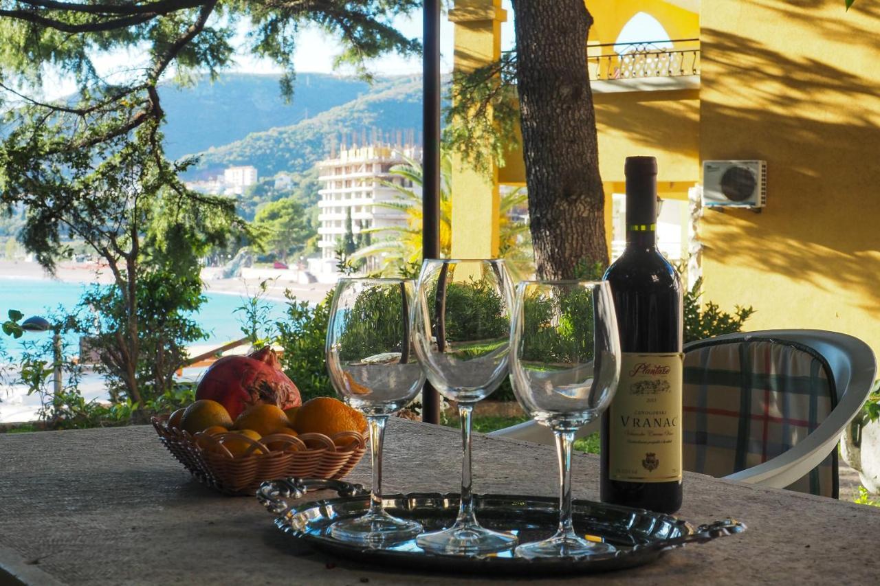 Kameliya Montesun Budva